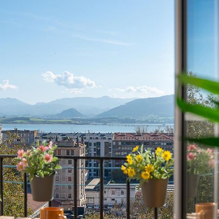 Apartamento En El Corazon De La Ciudad Junto A Las Estaciones Сантандер Екстериор снимка
