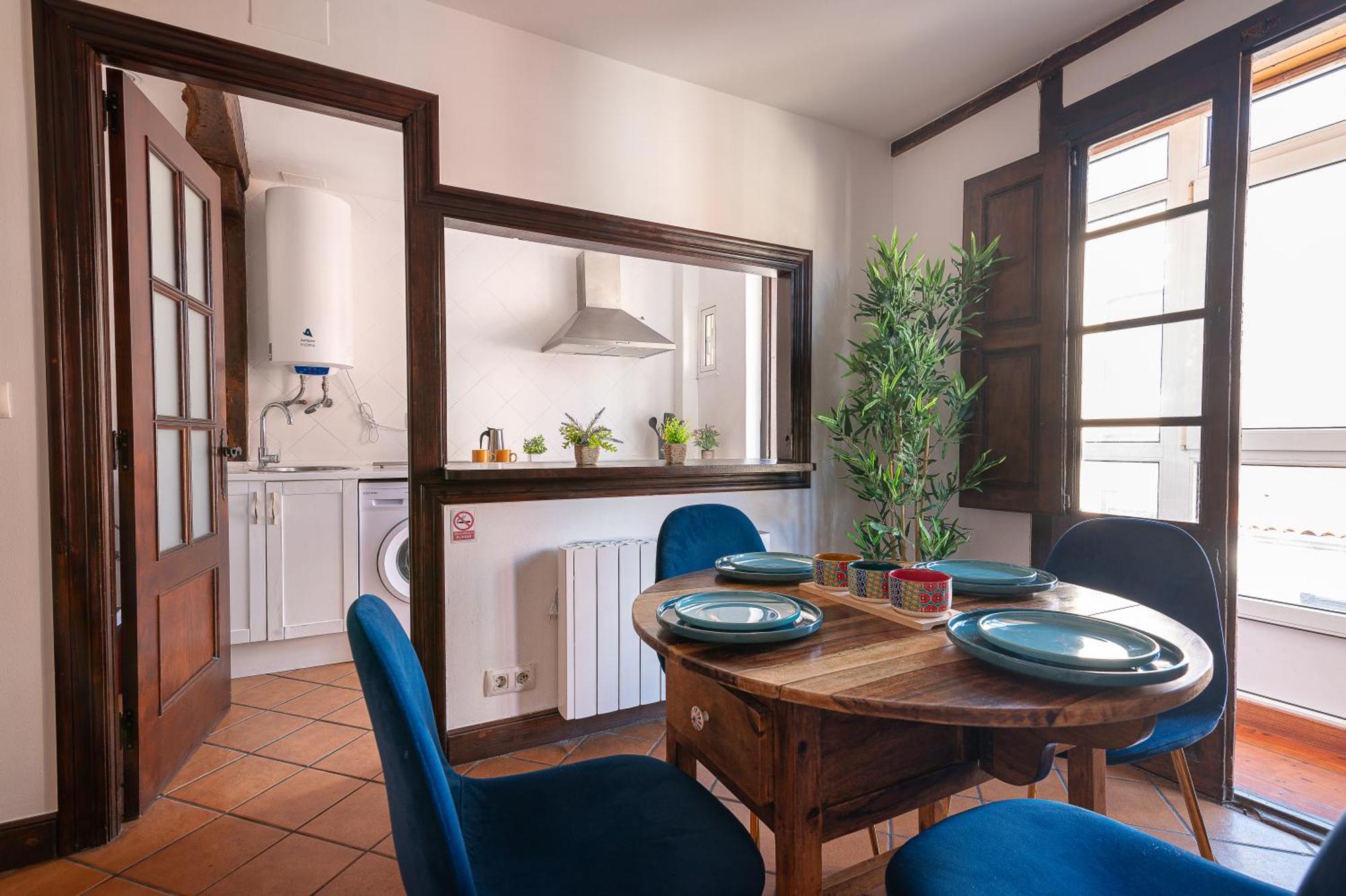 Apartamento En El Corazon De La Ciudad Junto A Las Estaciones Сантандер Екстериор снимка