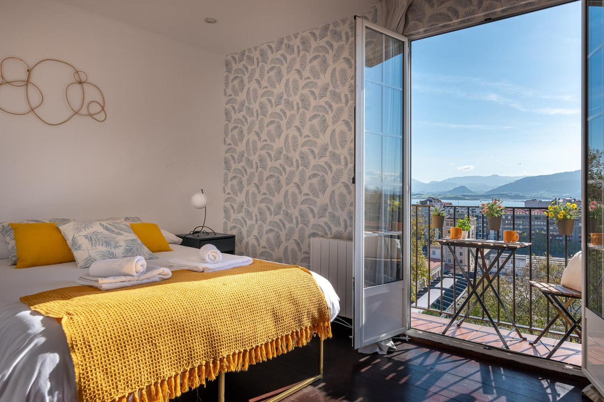Apartamento En El Corazon De La Ciudad Junto A Las Estaciones Сантандер Екстериор снимка