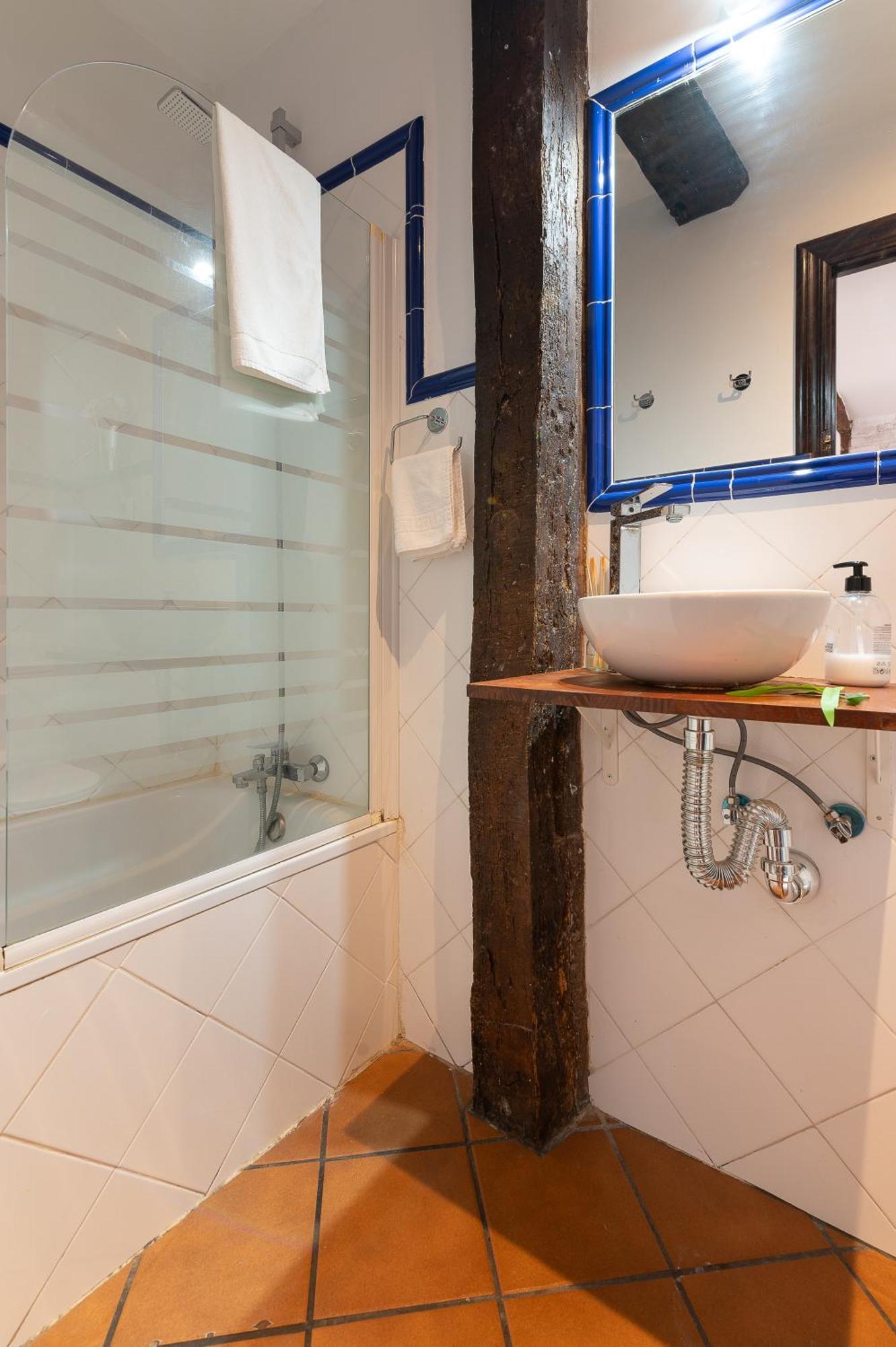 Apartamento En El Corazon De La Ciudad Junto A Las Estaciones Сантандер Екстериор снимка