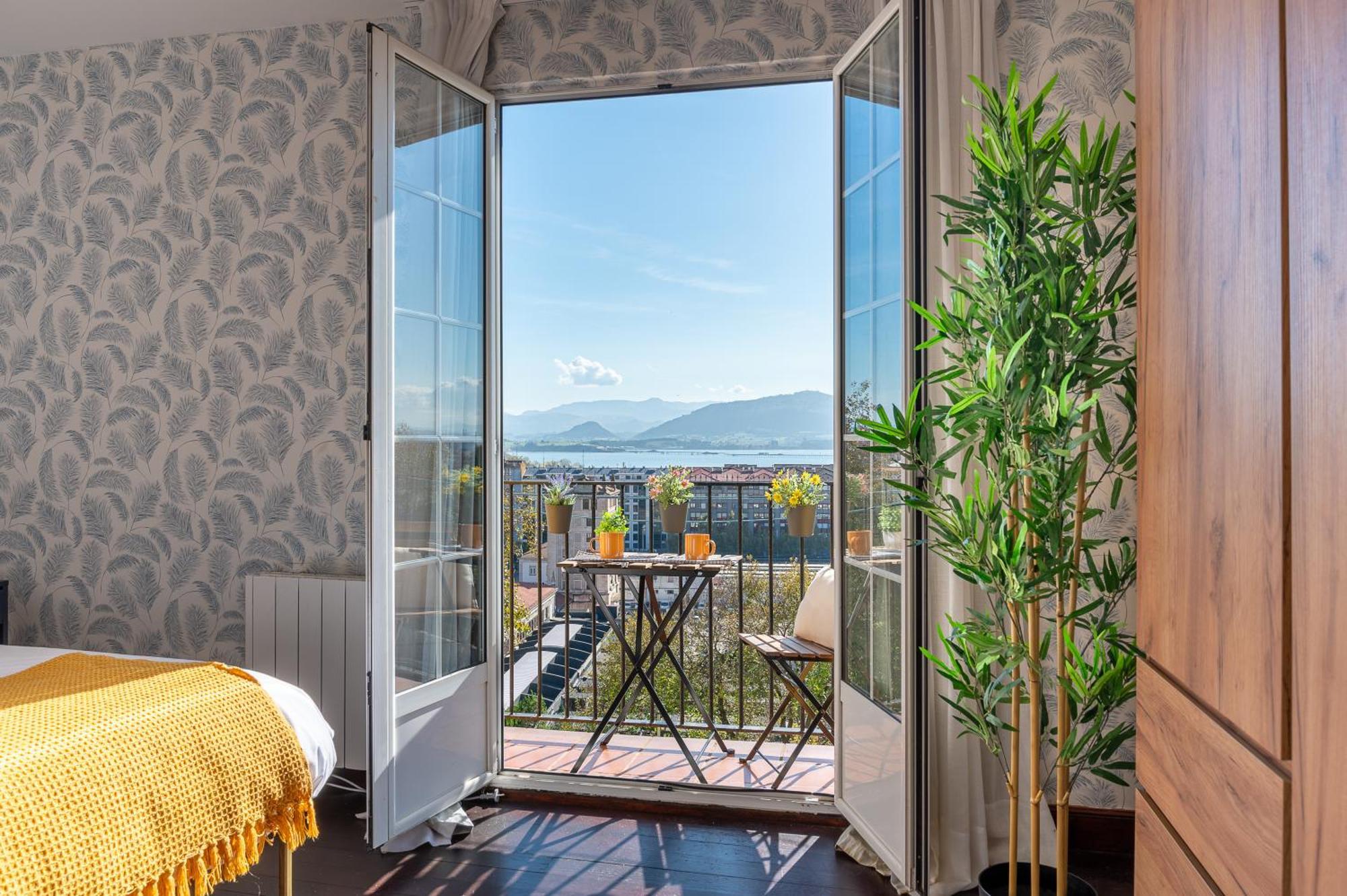 Apartamento En El Corazon De La Ciudad Junto A Las Estaciones Сантандер Екстериор снимка